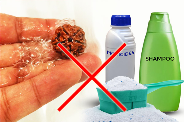 Do not apply any harsh chemical like soap, detergents and shampoo 