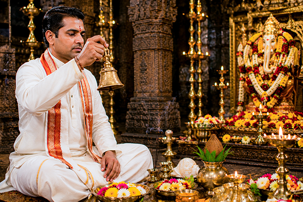 Ghanta Pujā (Worship of the Bell)