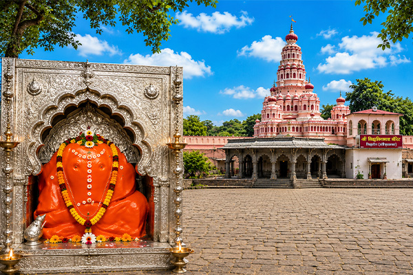 Siddhivinayak Temple, Siddhatek (Ahmednagar) 