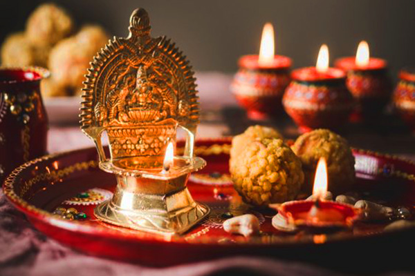 Bhagwan Vishnu Puja & Devshayani Ekadashi Vrat Vidhi