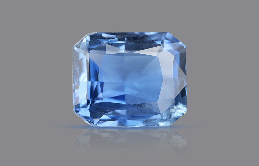 Blue Sapphire - 5.09 Carats