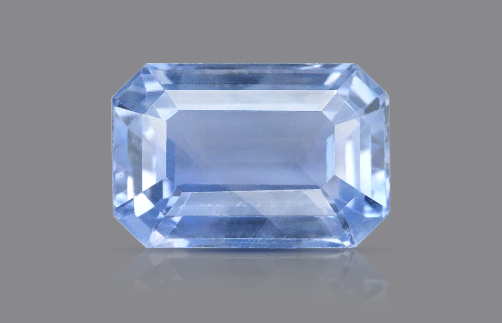 Blue Sapphire - 3.27 Carats
