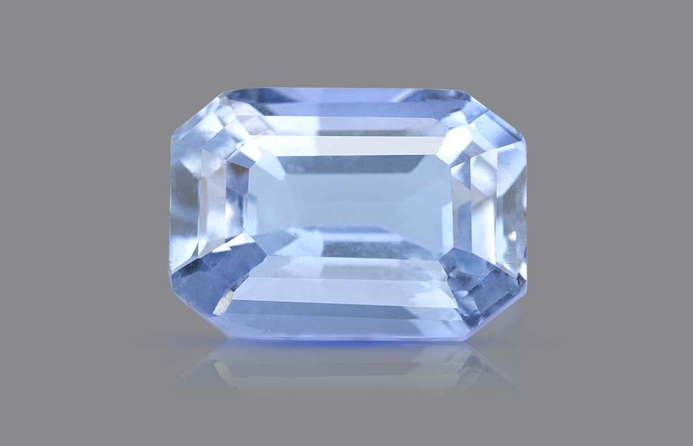 Blue Sapphire - 6.01 Carats