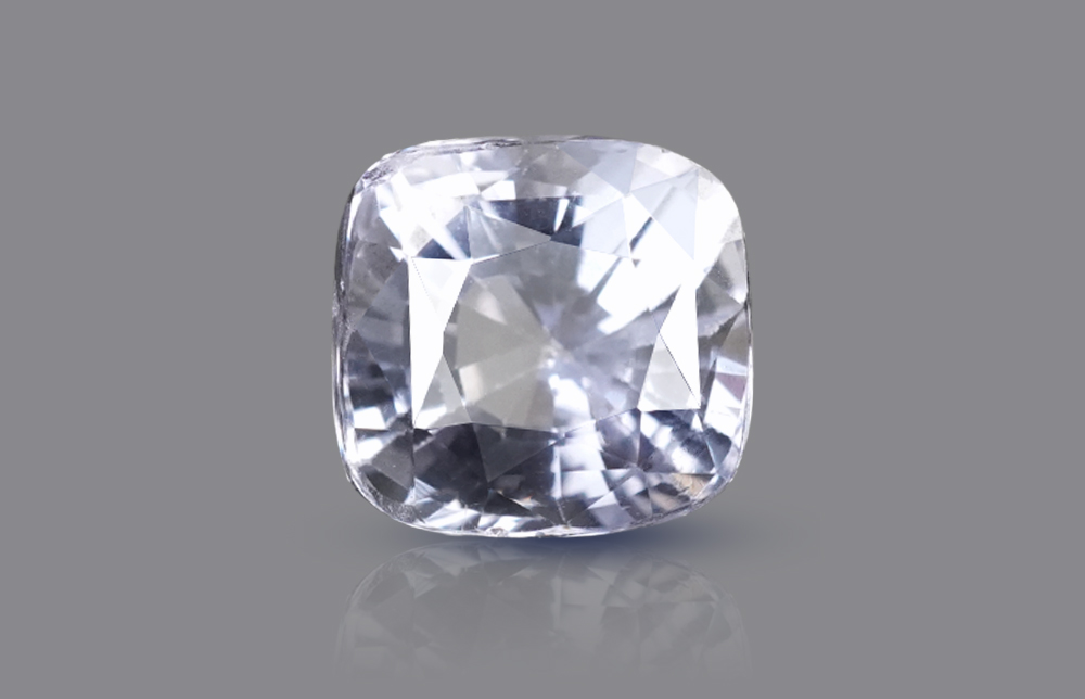 Blue Sapphire - 3.79 Carats