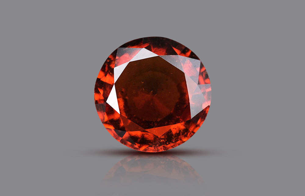 Natural Hessonite Garnet with certificate
