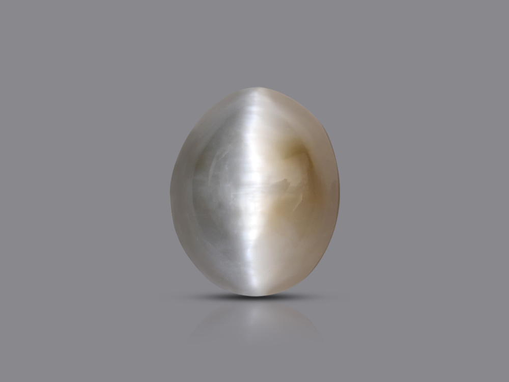 Cats Eye India Stone - 7.80 carat