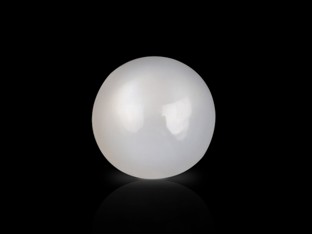 Moon Stone - 3.85 Carats