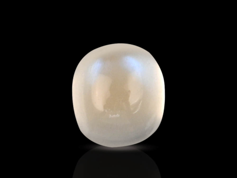 Ceylonese Moon Stone - 3.35 Carats
