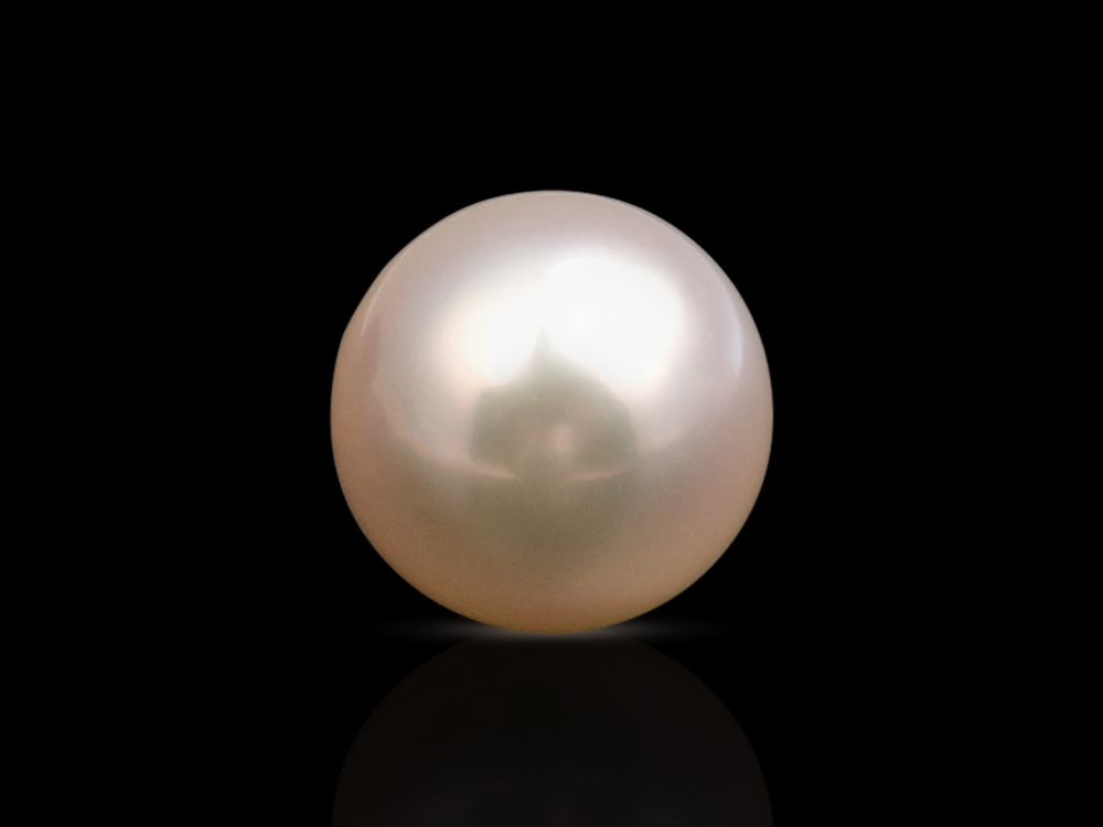 South Sea Pearl - 9.90 Carats