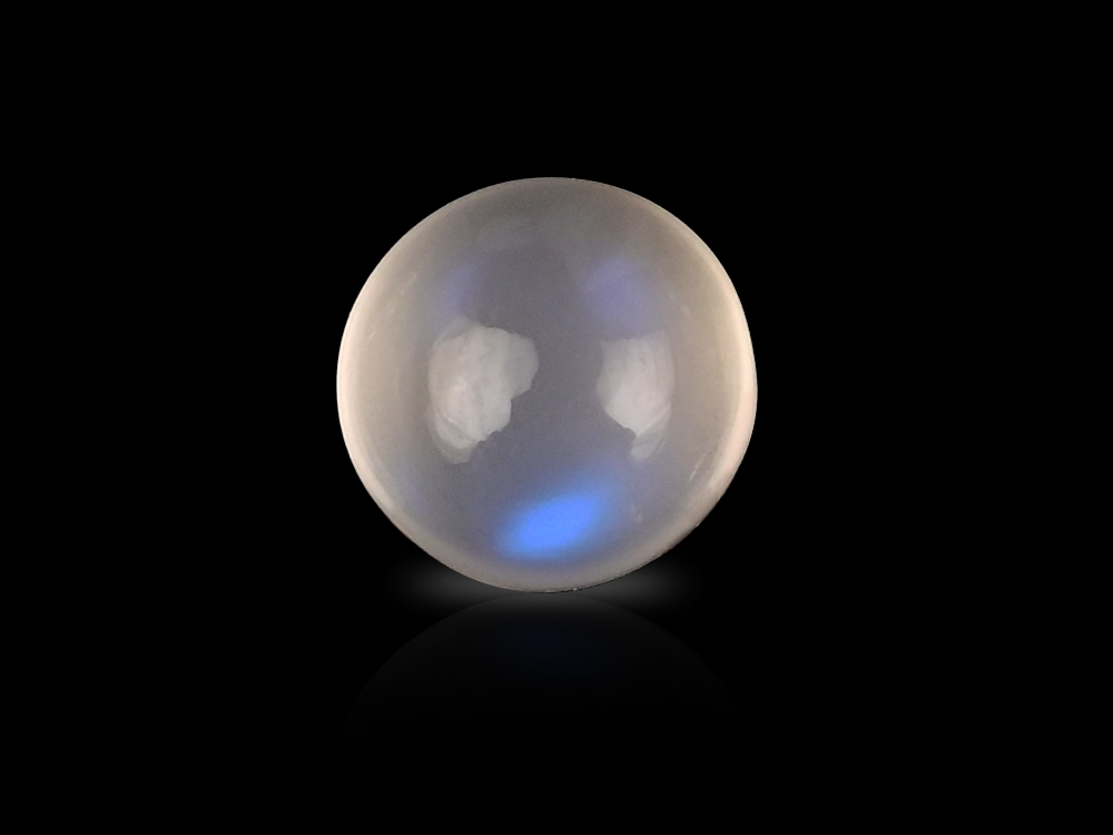 Ceylonese Moon Stone - 4.90 Carats