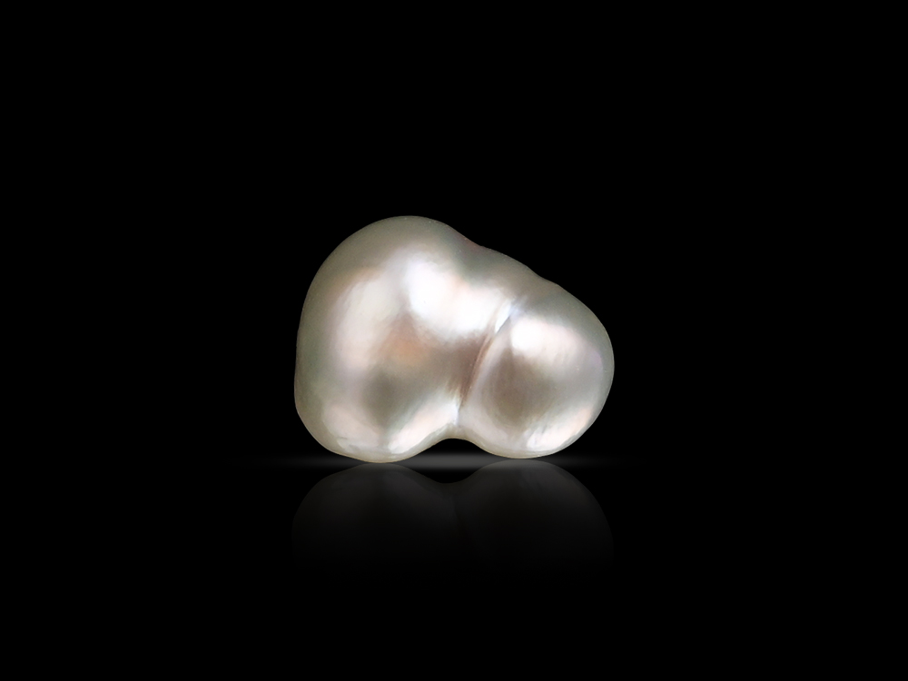 Basra Pearl Stone - 9.75 Carats