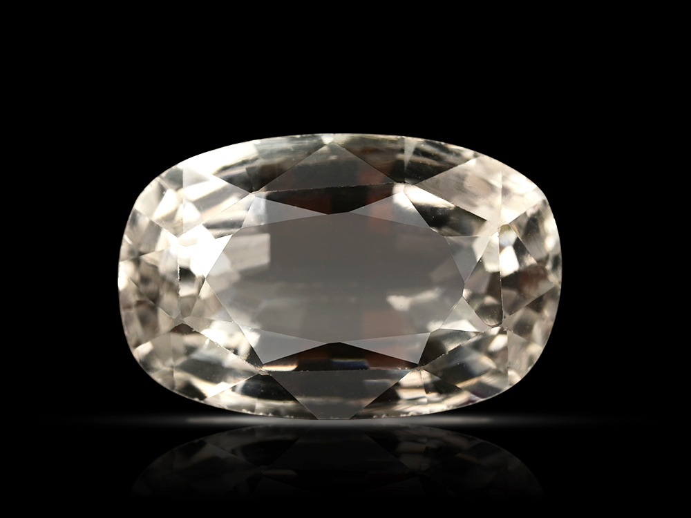 White Topaz Stone - 4 Carats