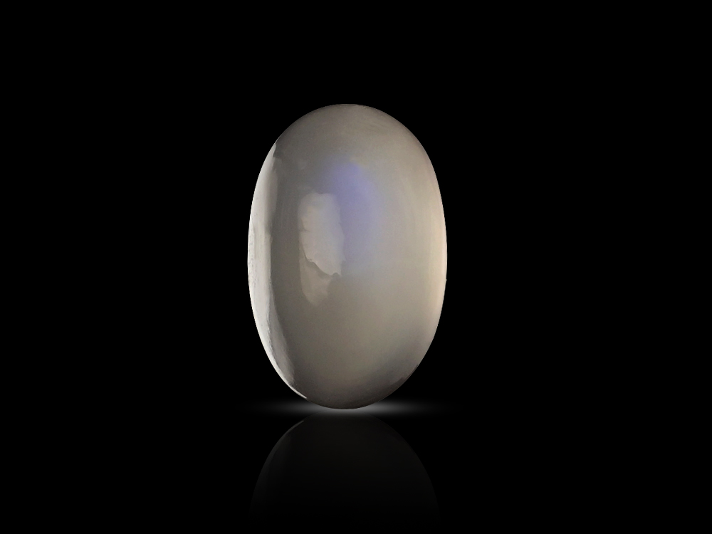 Ceylonese Moon Stone - 5.20 Carats