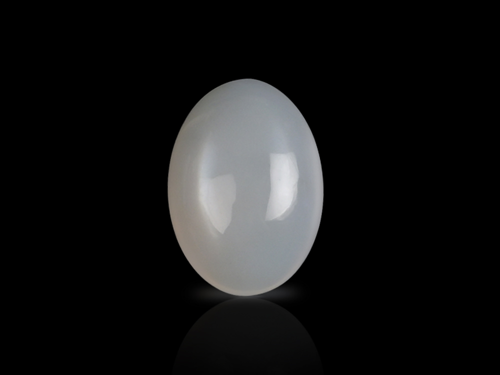 Moon Stone - 5.75 Carats