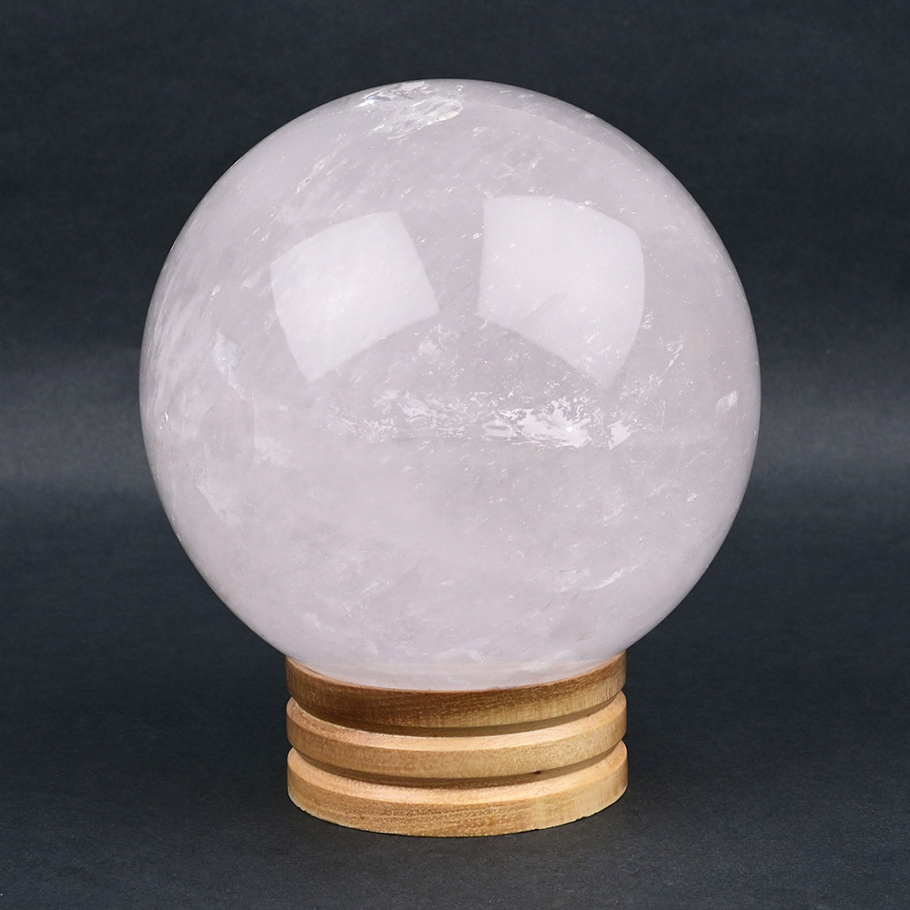 Buy Crystal Gemstone Ball - 1.620 kgs from Rudra Centre (Rudraksha Ratna) at reasonable prices.