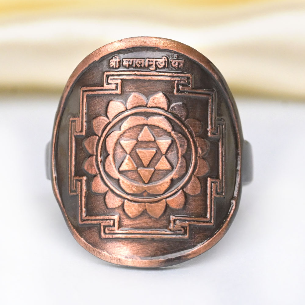 Buy Baglamukhi Yantra Ring in Copper from Rudra Centre (Rudraksha Ratna) at reasonable prices.