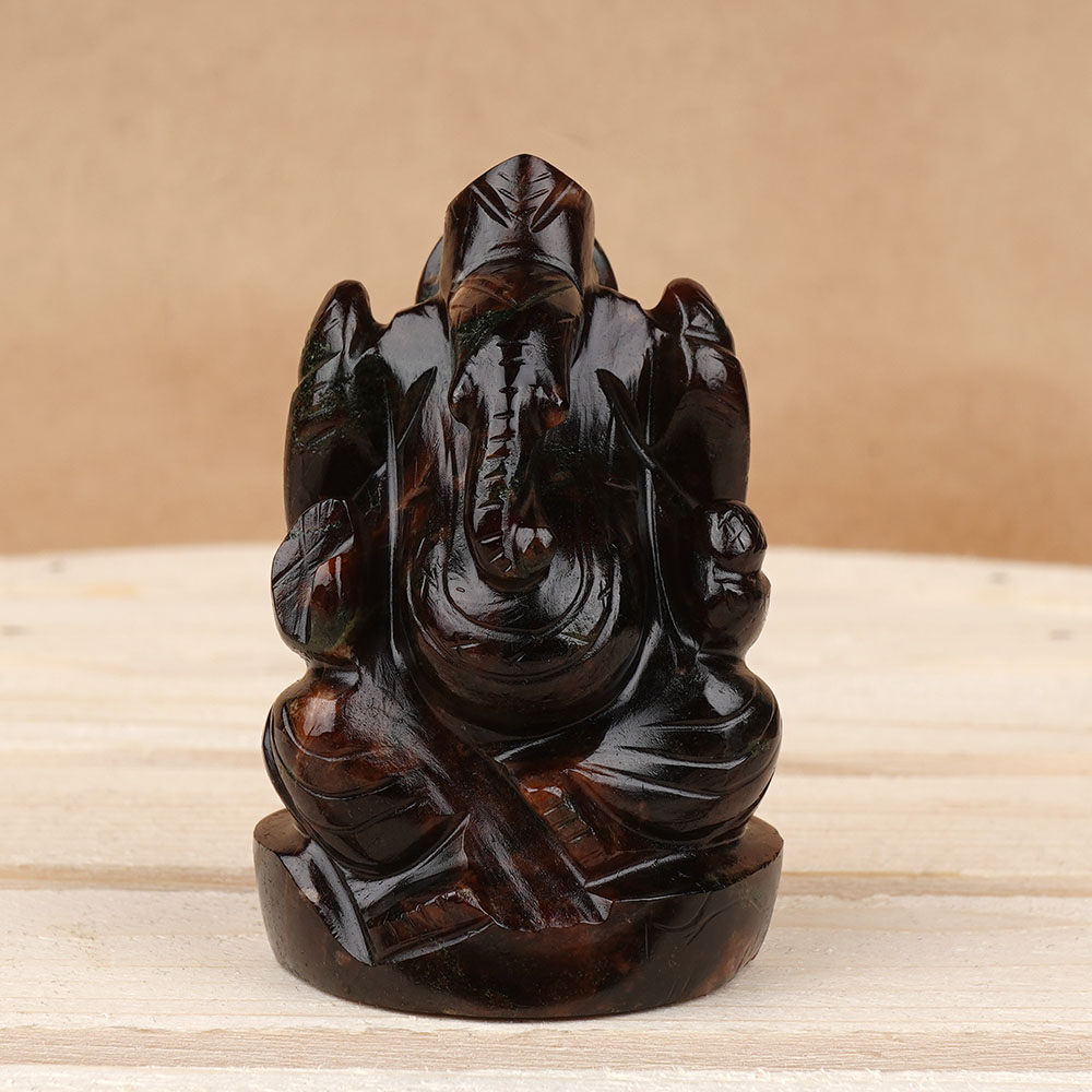 Gomed Ganesha Idol - 130 gms