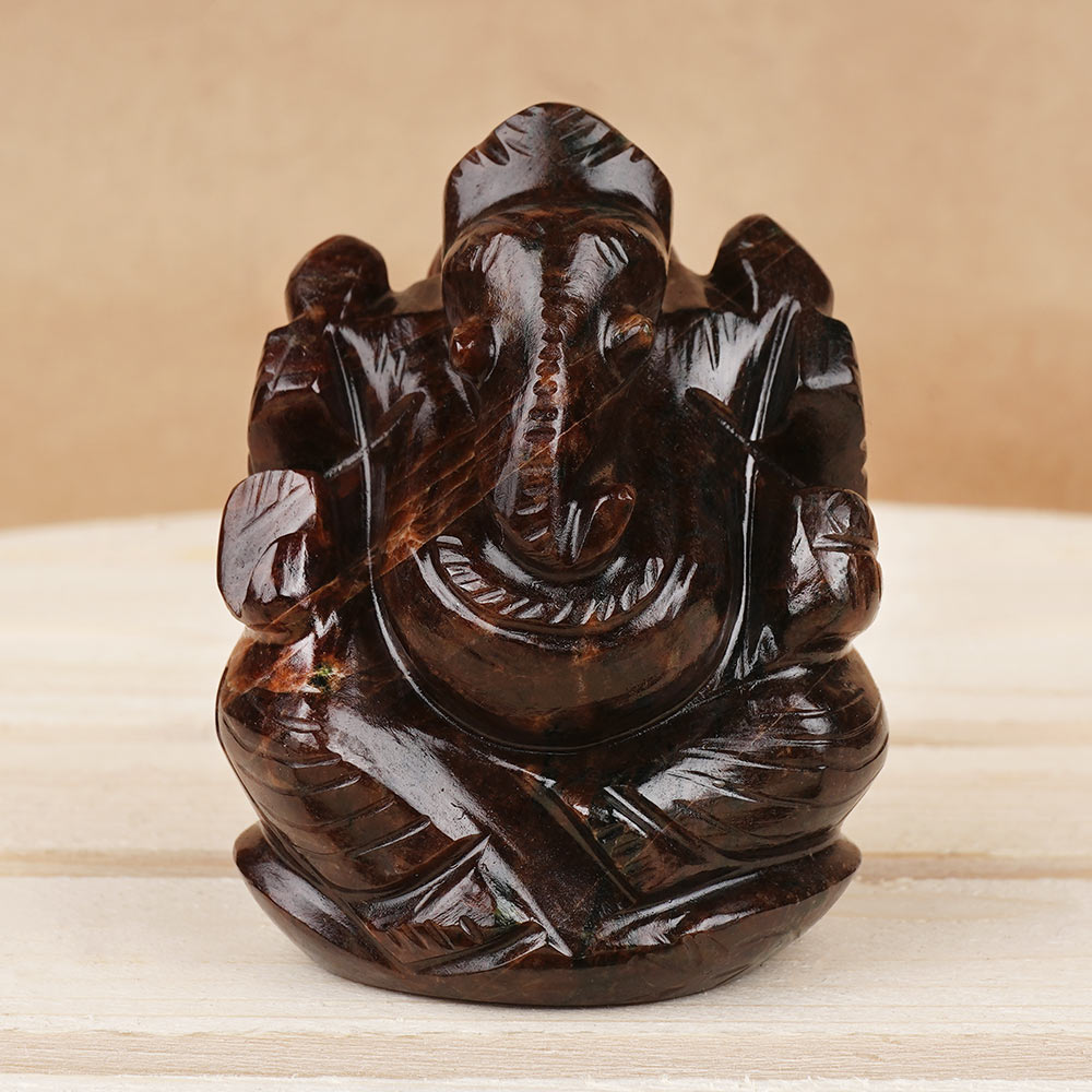 Gomed Ganesha Idol - 195 gms