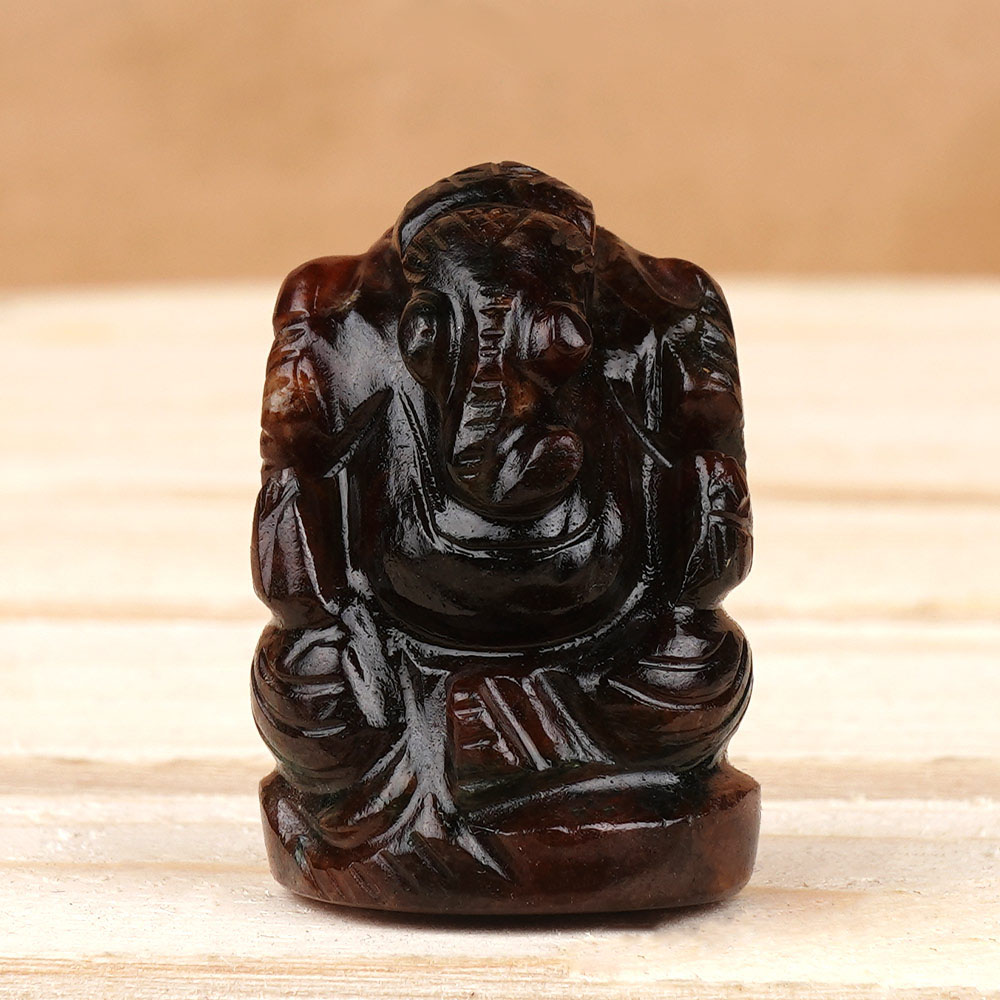 Gomedh Ganesha Idol - 103 Carats