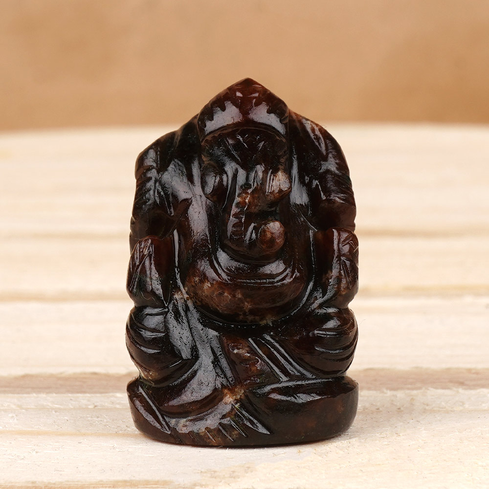 Gomedh Ganesha Idol - 115 Carats