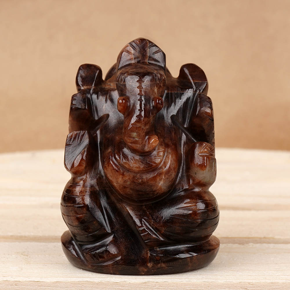 Gomedh Ganesha Idol - 140 gms