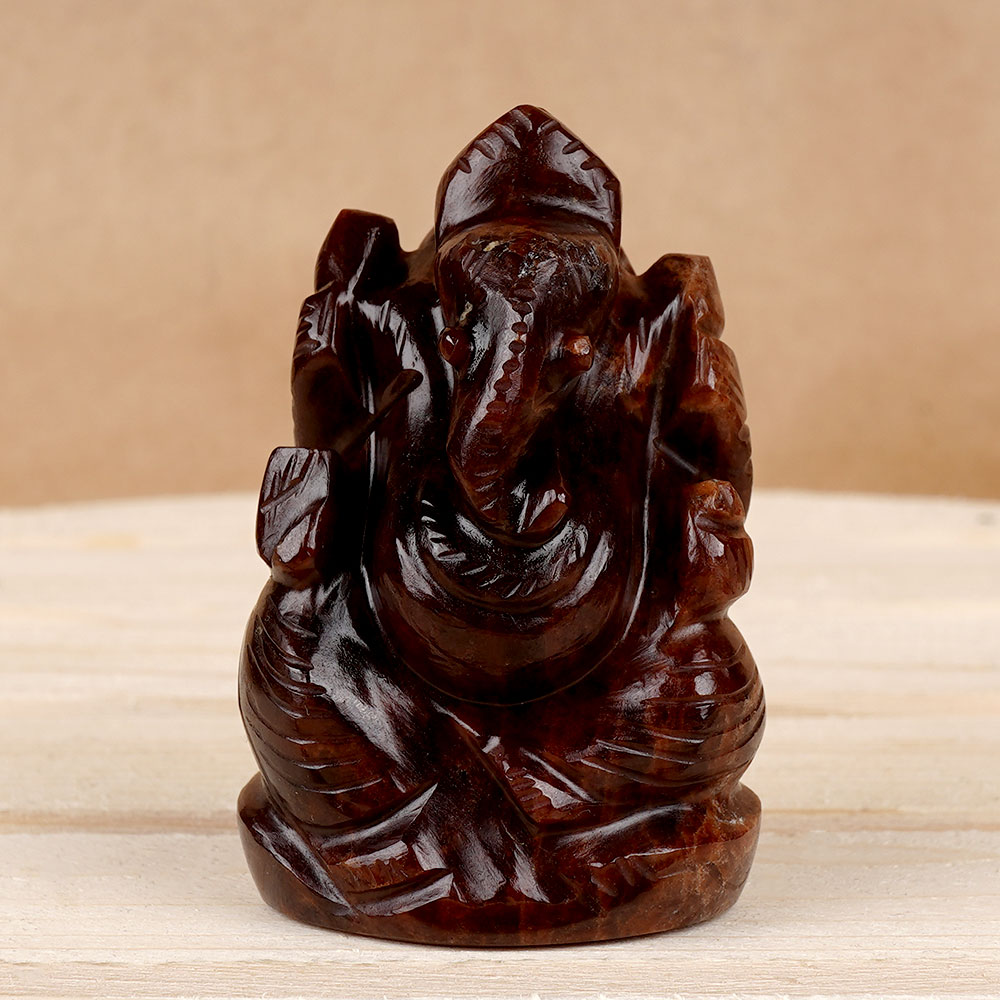 Gomedh Ganesha Idol - 138 gms