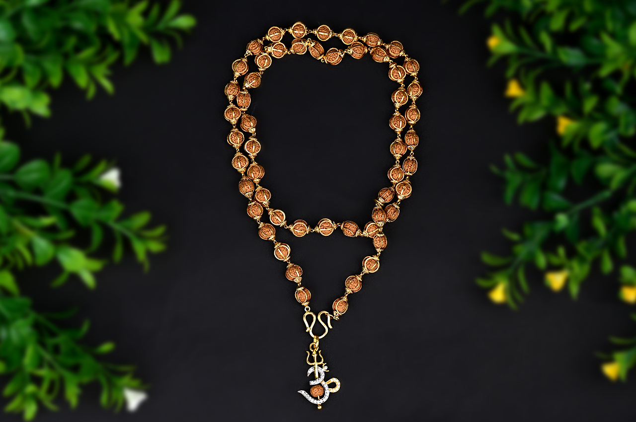 Rudraksha Chikna Guru Beads Mala in 916 Gold 22K Caps