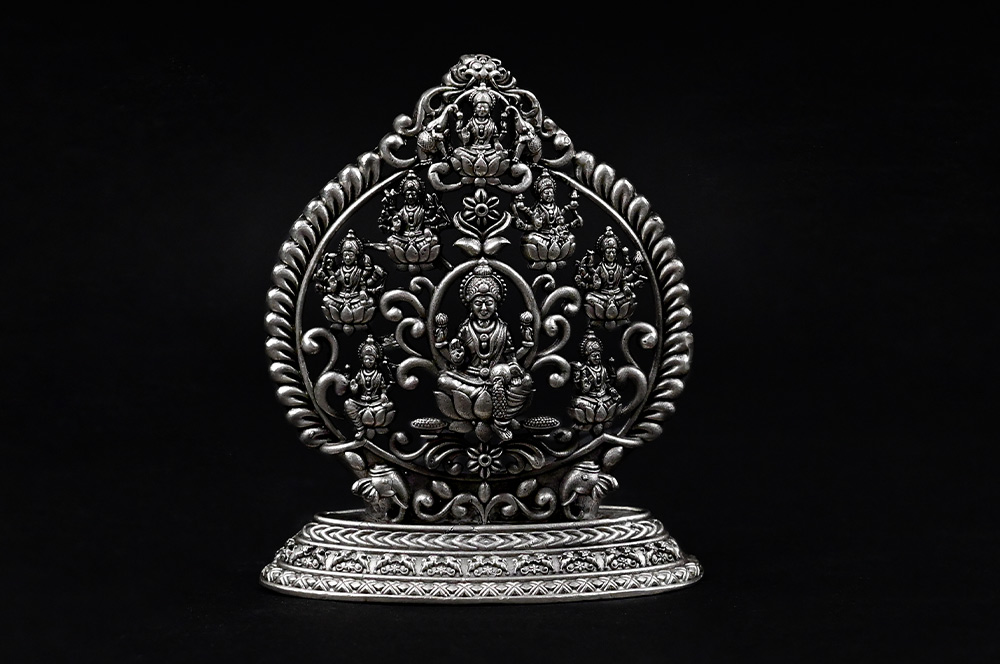 Ashtalaxmi 925 Sterling Silver Idol (8 Forms of Laxmi Devi)
