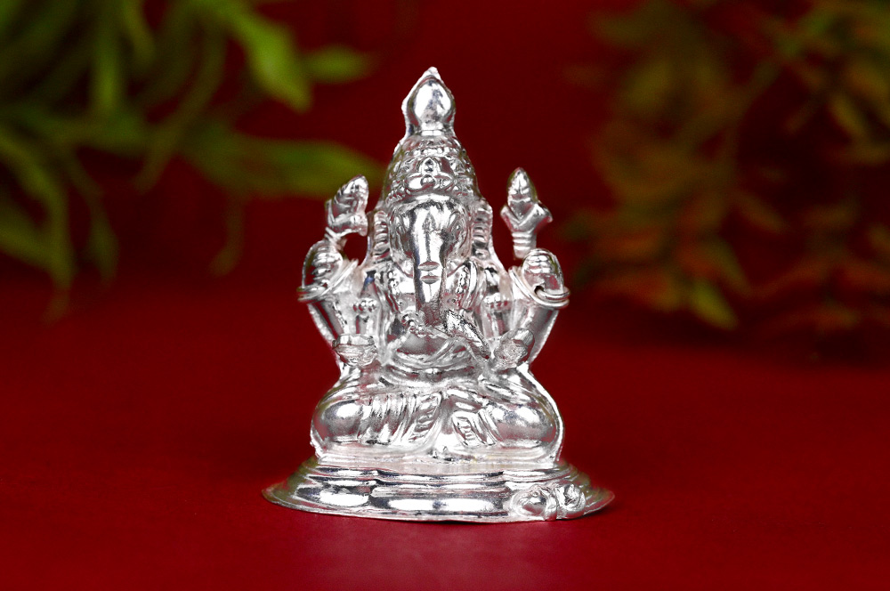 Vighneshwara Ganesha in pure silver