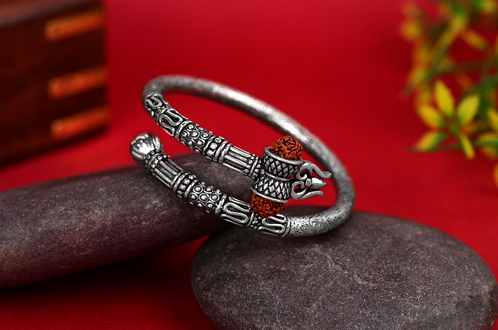 Trishul Designer Kada in Pure silver V