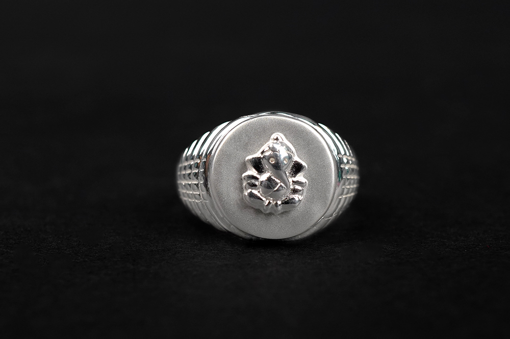 Ganesha Ring in Pure Silver - Design XII