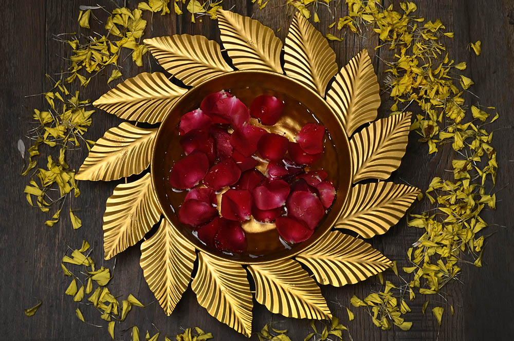 Leaf Embellished Designer Urli