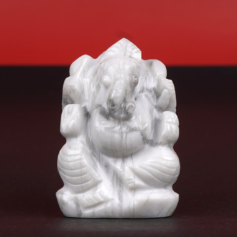 Howlite Ganesh Idol - 45 gms