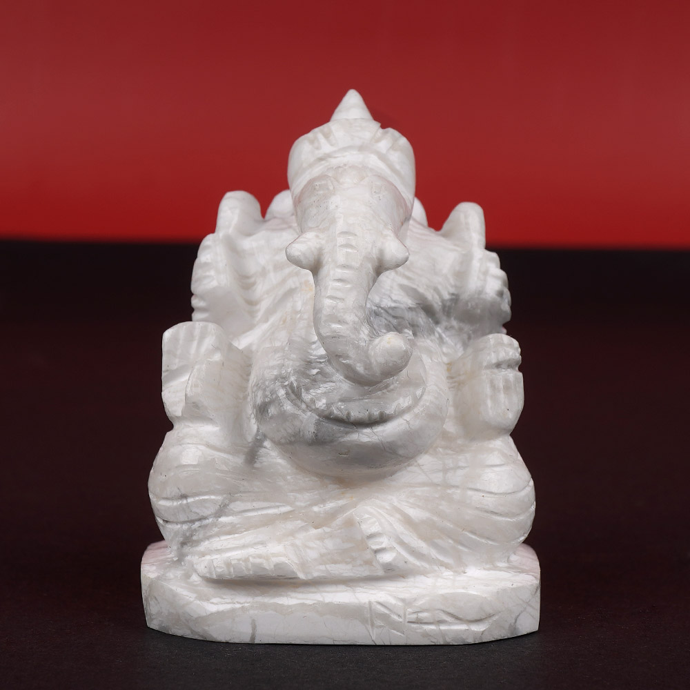 Howlite Ganesh Idol - 116 gms