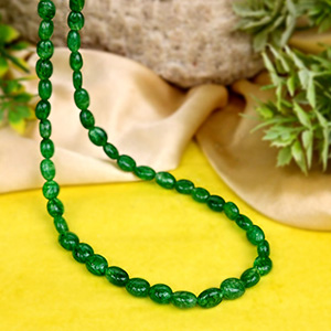 Emerald Oval Beads Mala