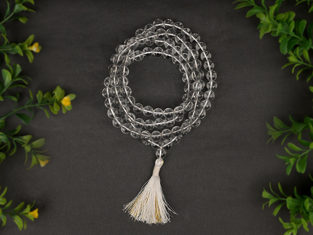Sphatik Mala in Thread