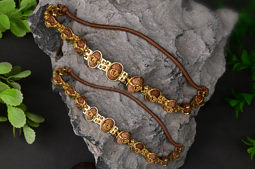 Indrakshi Single Line DDC 22K Gold Bracelet (Java)