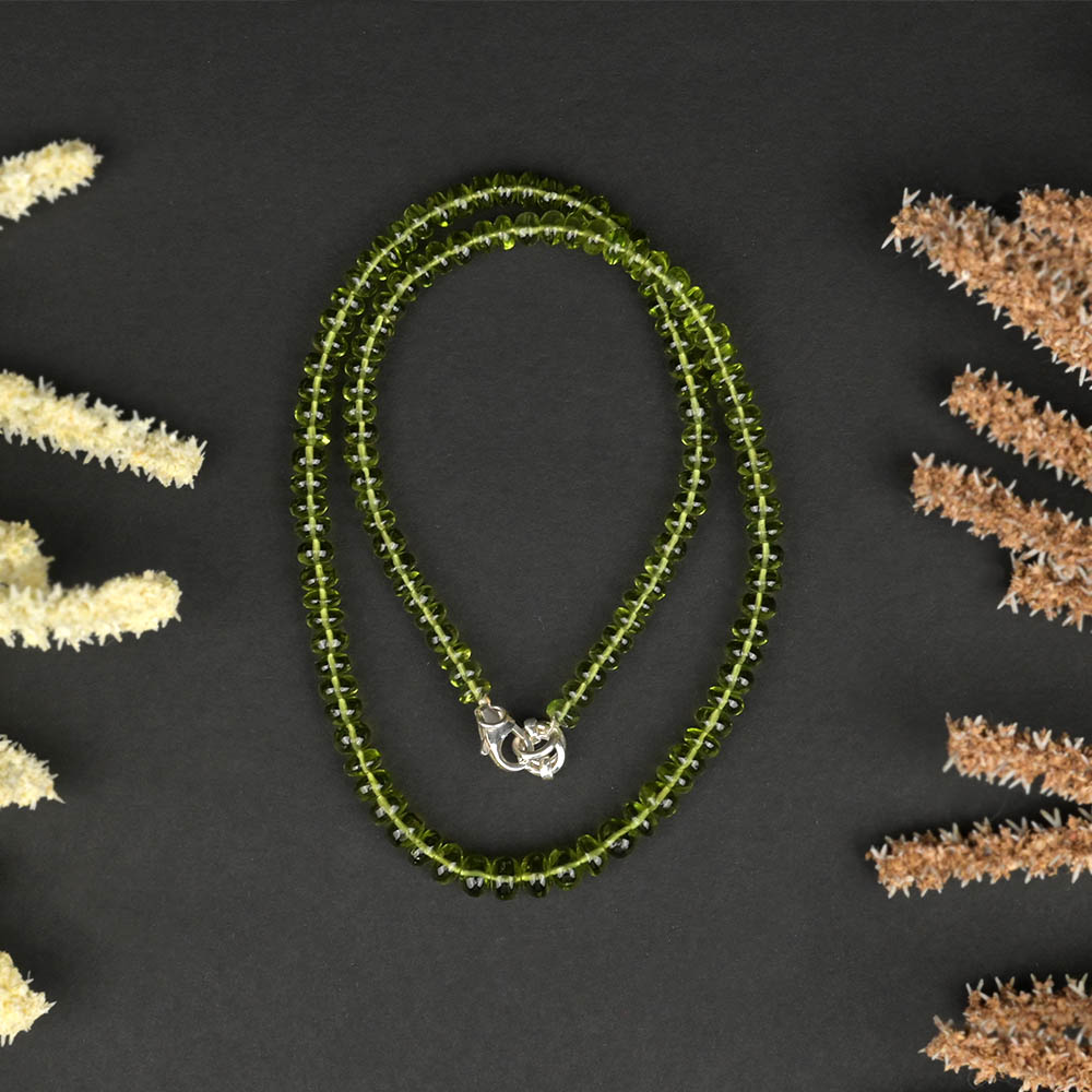Peridot Button Shape Beads Necklace