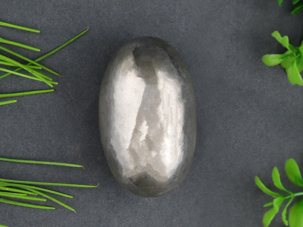 Parad Lingam - 715 gms