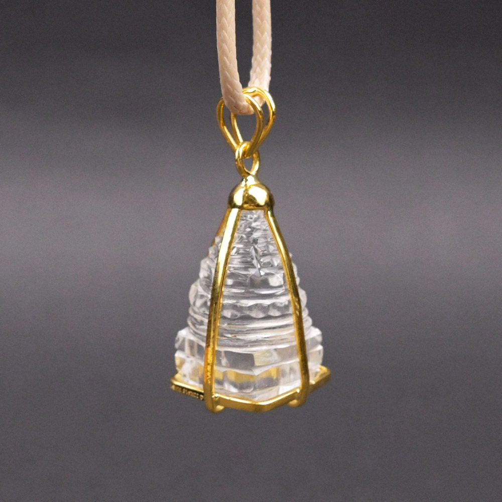 Sphatik (Crystal) Shreeyantra 22K Gold Locket