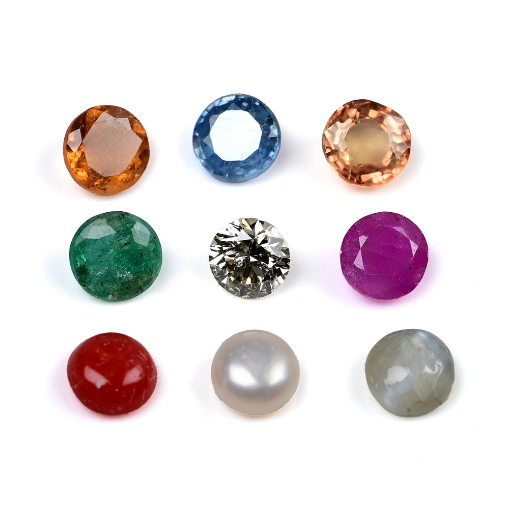 Navratna Set With Diamond