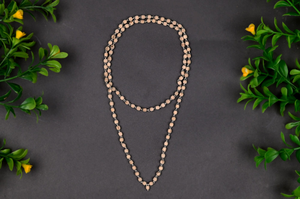 White Tulsi Kanthi Mala in Silver Wire
