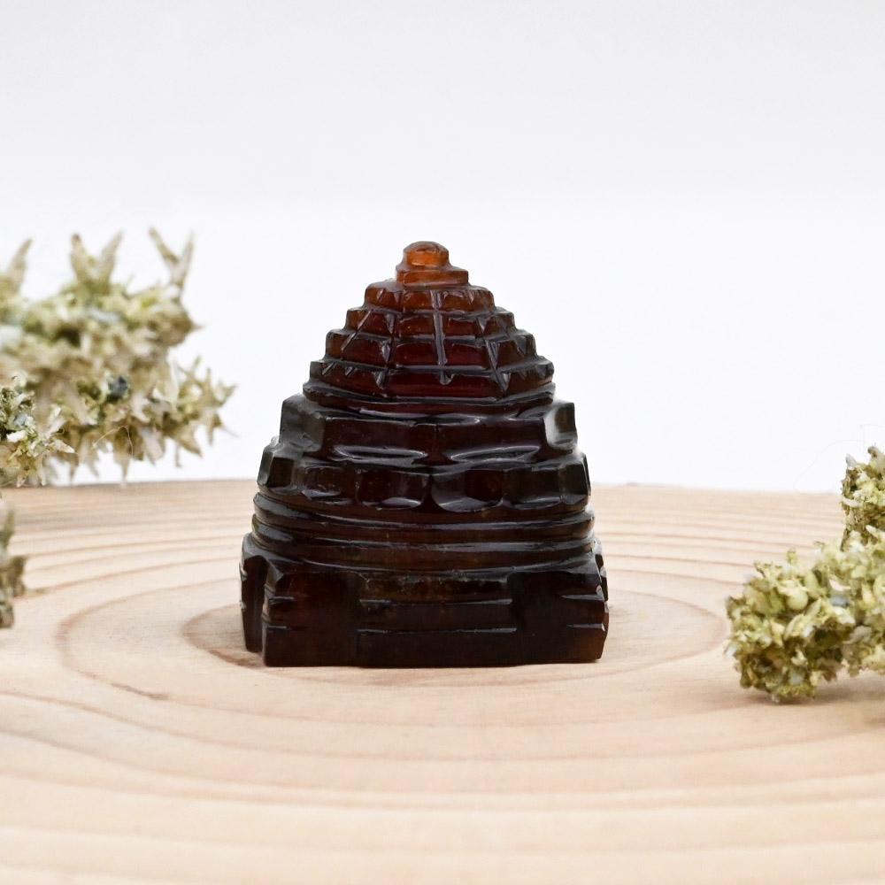 Gomedh Shree Yantra - 152.60 carats
