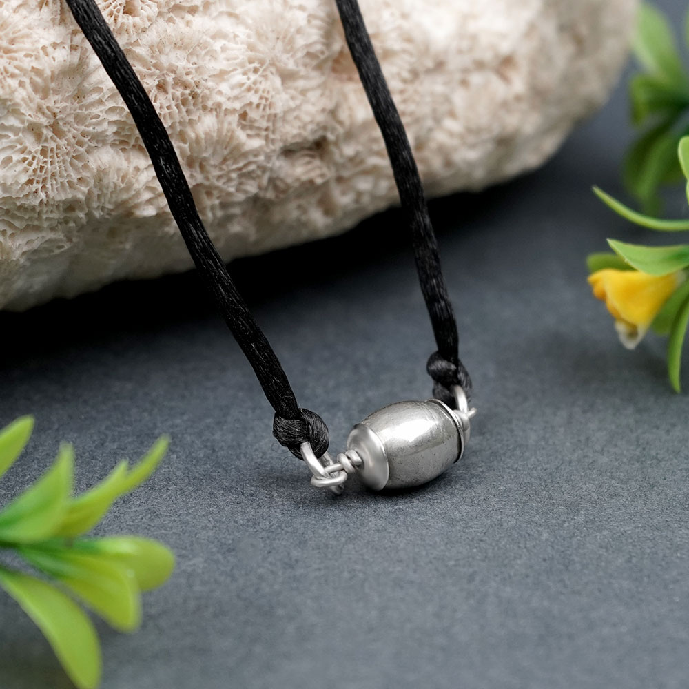 Barrel Parad Gutika 925 Silver Caps Thread Pendant