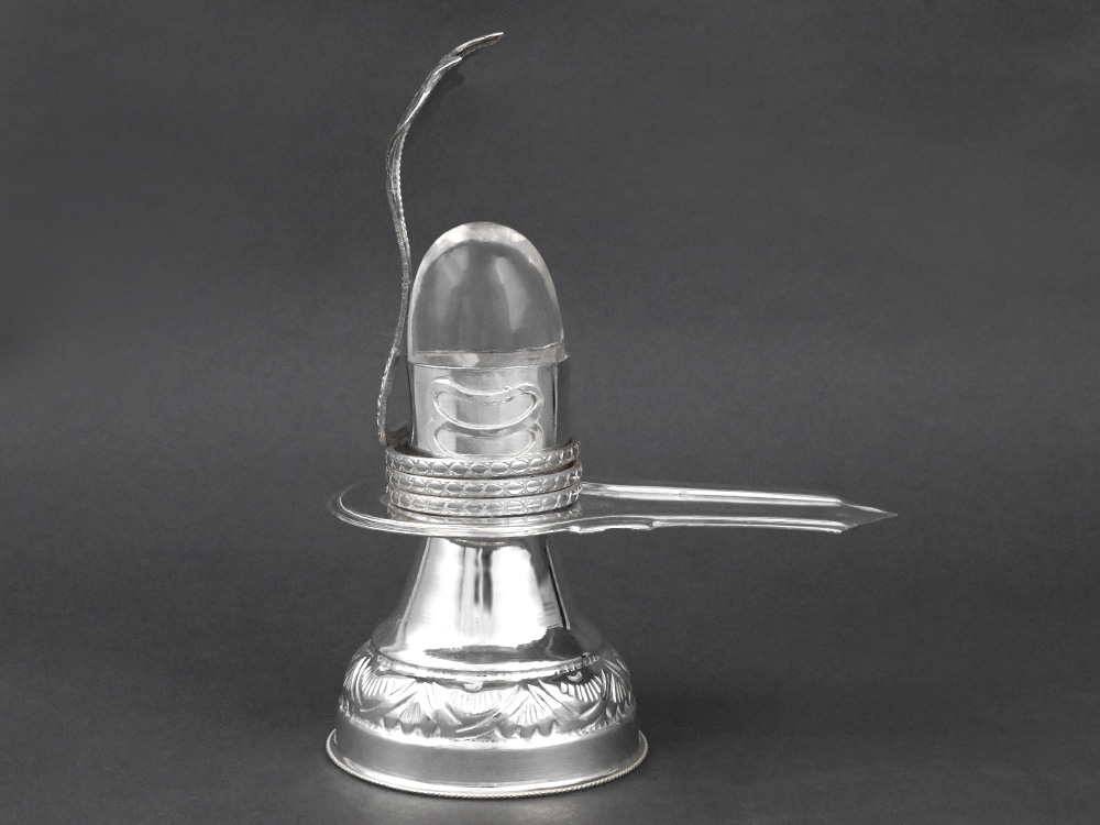 Sphatik Lingam in 925 Silver Tripund Design Jalhari