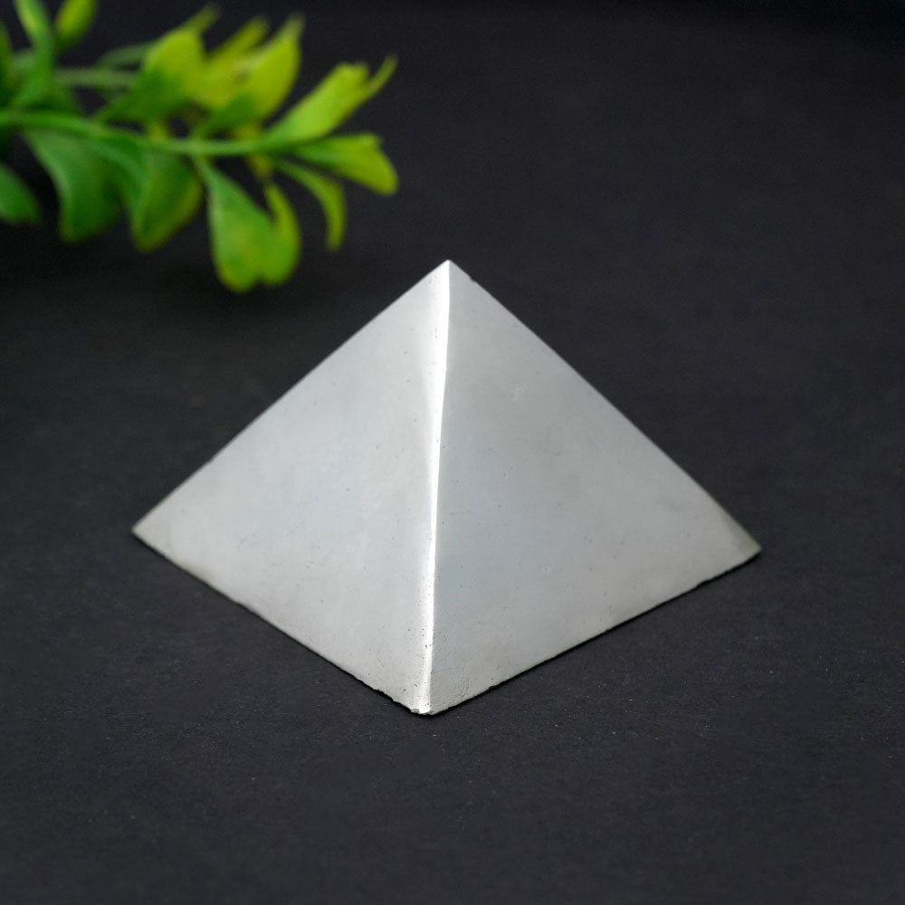 Parad Pyramid