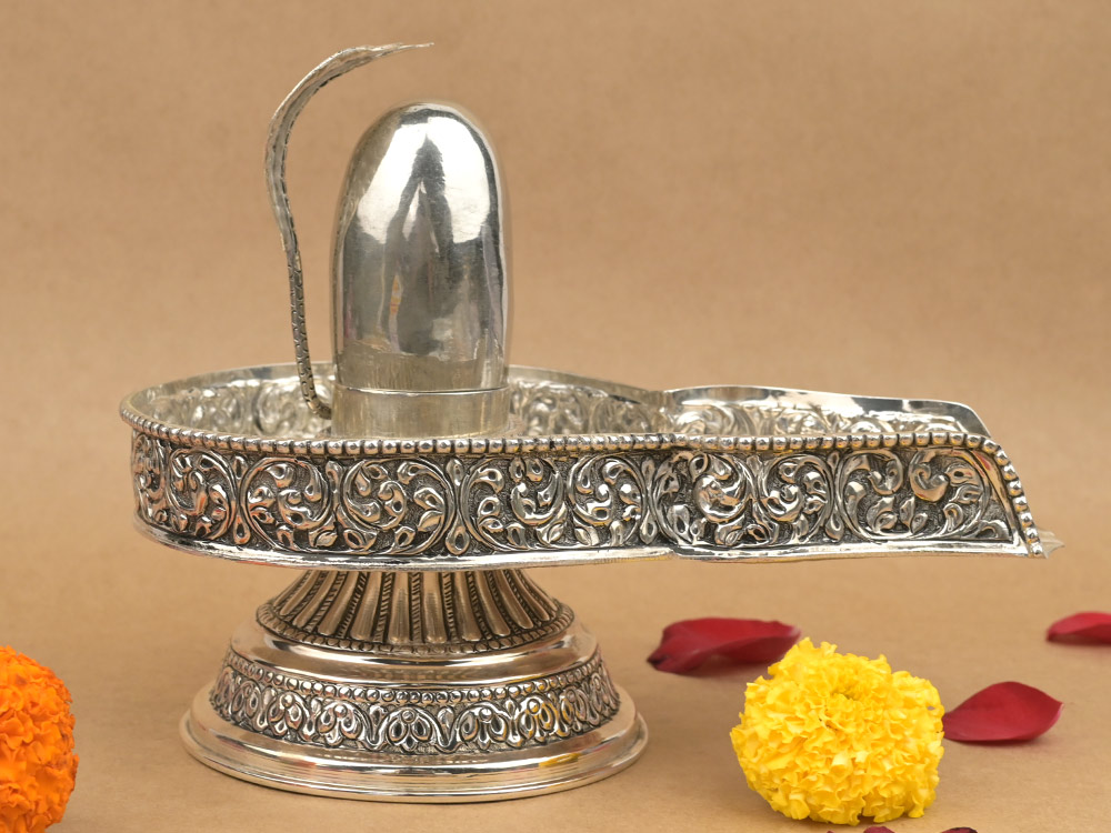 Parad Shivling in 925 Silver Yoni Base Jaldhari