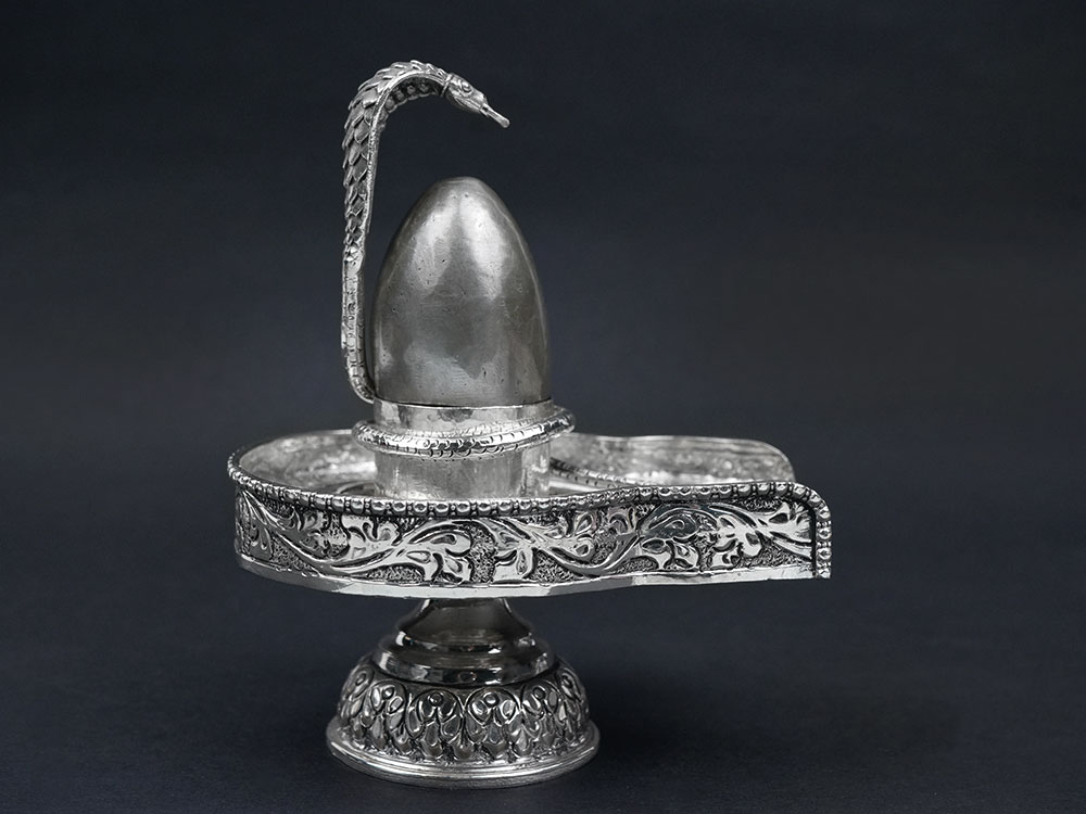 Parad Lingam in 925 Silver Designer Yoni Base Jalhari