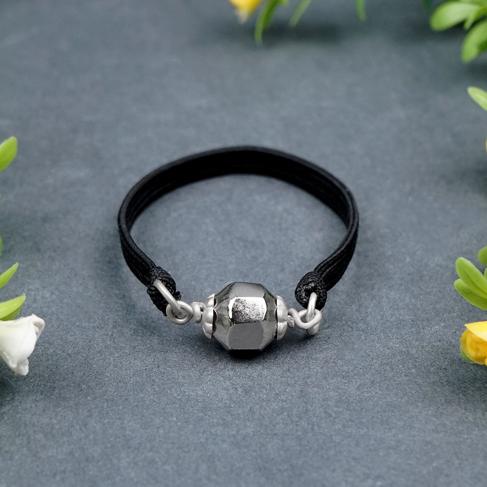 Ashtakon Parad Gutika Bracelet in Silver Caps & Elastic