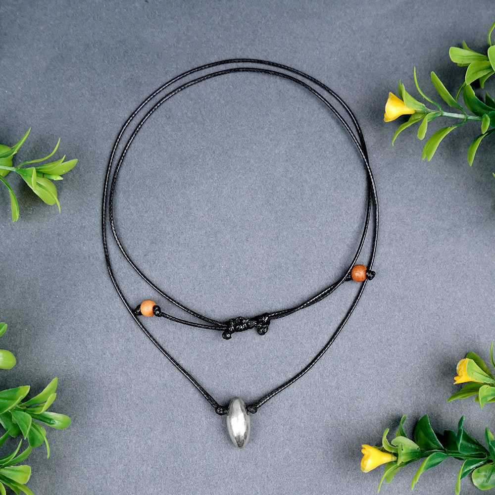 Lingam Parad Gutika Thread Pendent